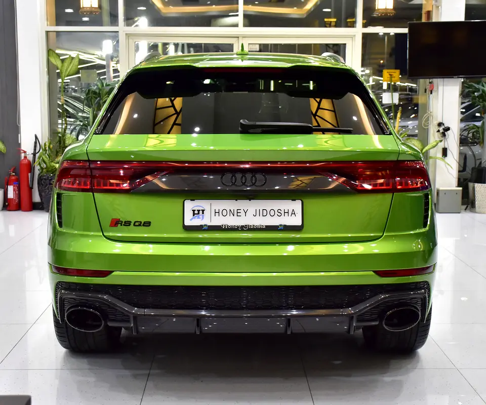 2022 RS Q8 European