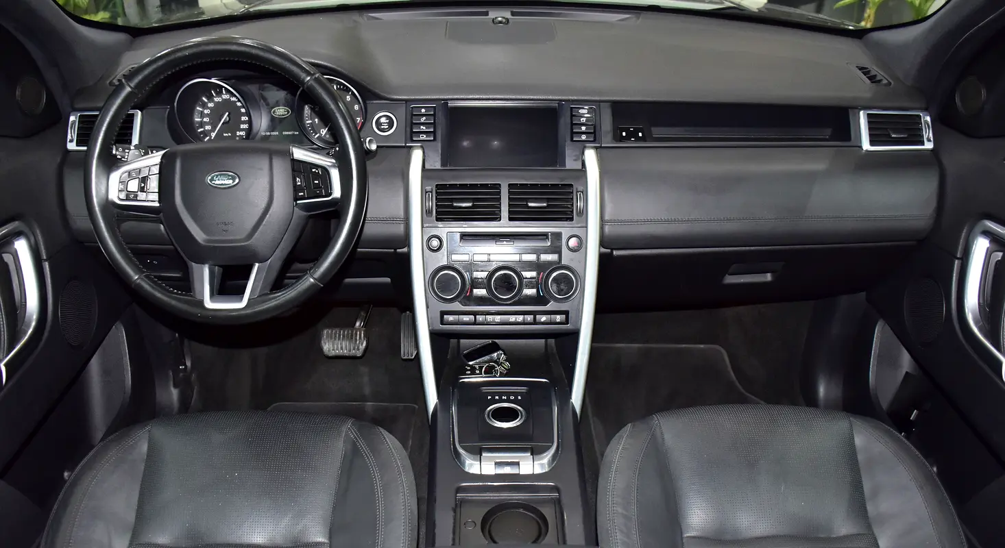 GCC 2016 Discovery Sport