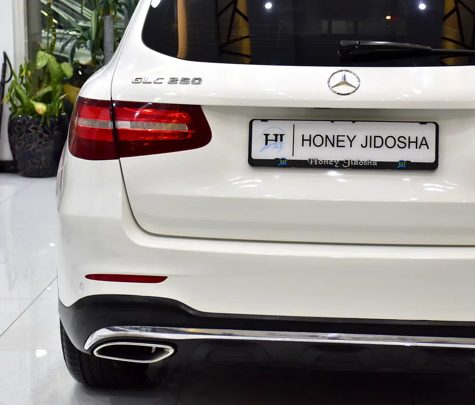 158000 2017 GLC