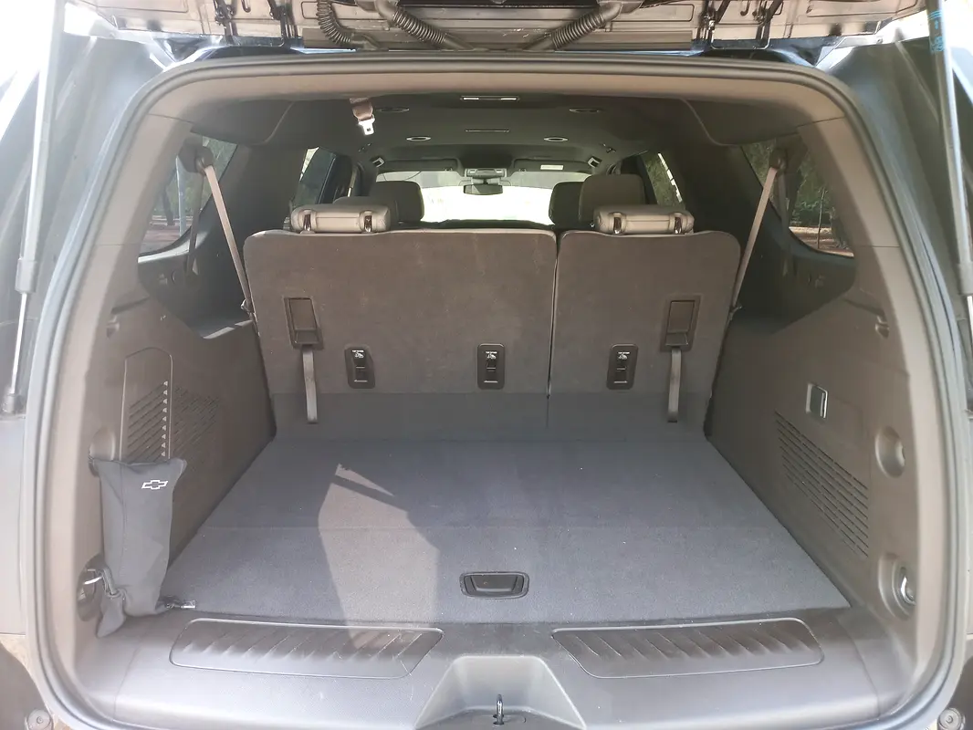 22900 2025 Suburban