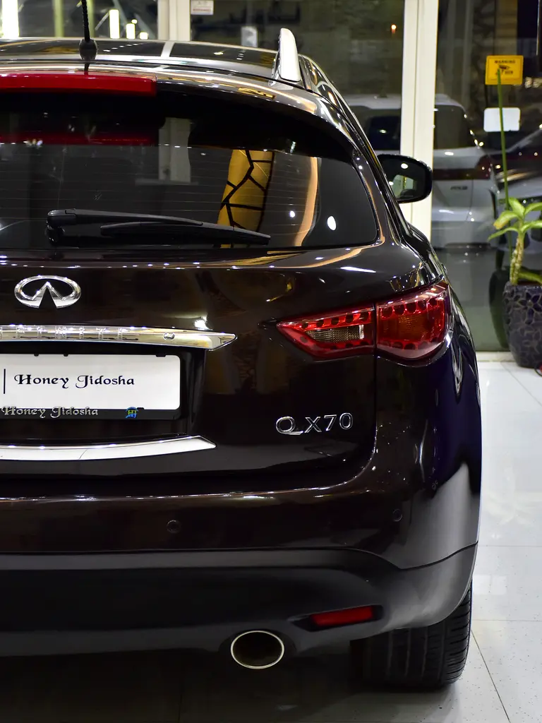 GCC 2016 Infiniti Q70