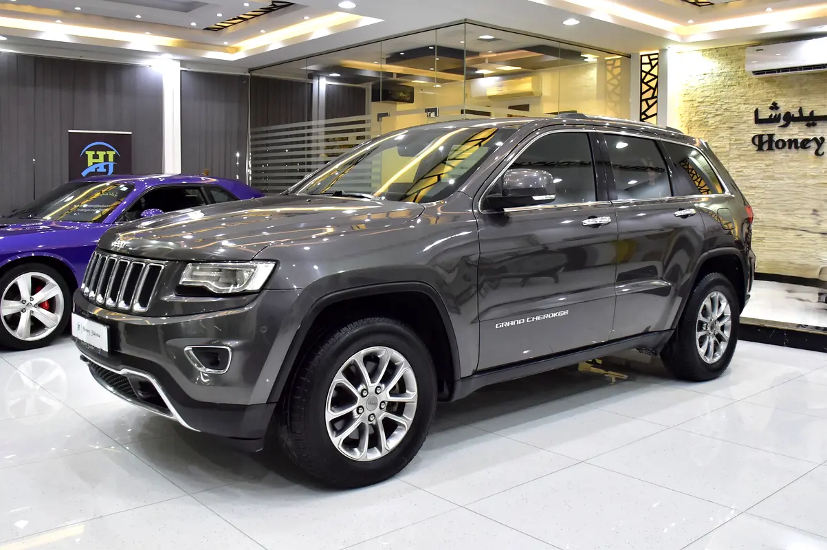 For sale in Al Qusais 1, Al Qusais Residential Area, Al Qusais, Dubai 2015 Grand Cherokee