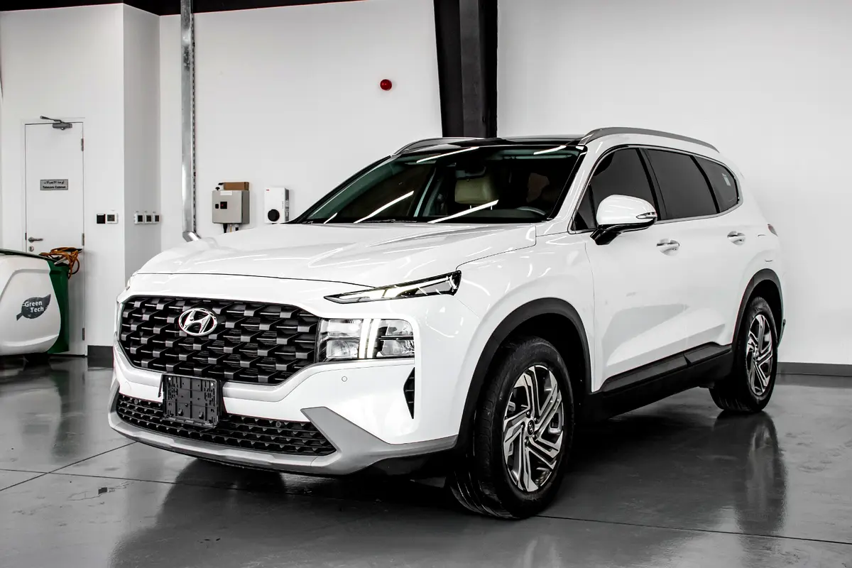 GCC 2022 Hyundai Santa Fe