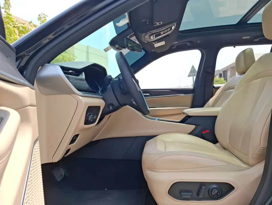 For sale in Musaffah, Abu Dhabi 2024 Grand Cherokee