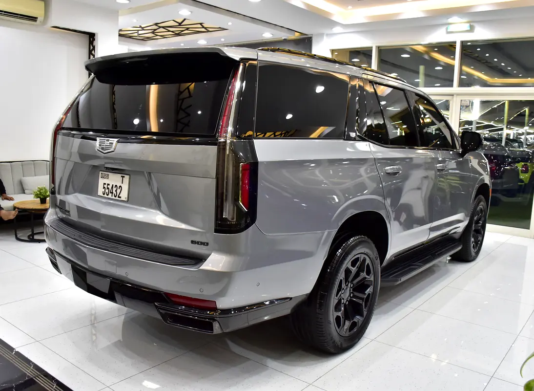 Canadian 2024 Cadillac Escalade