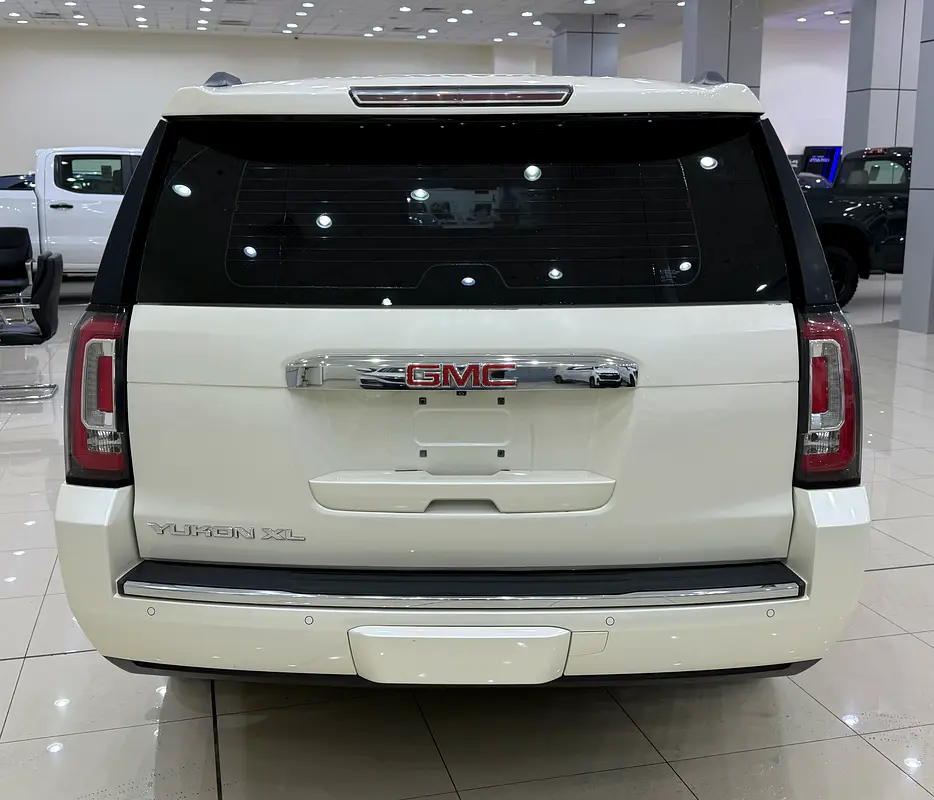 330000 2015 Yukon
