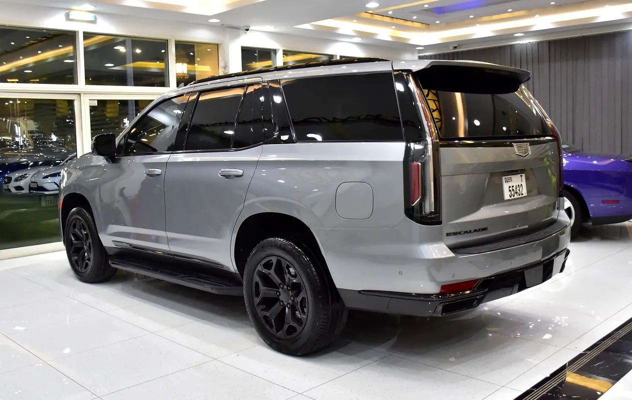 2024 Escalade Canadian
