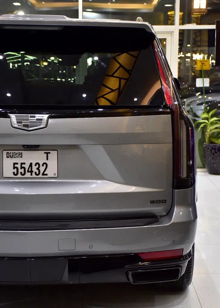 2024 Escalade Canadian