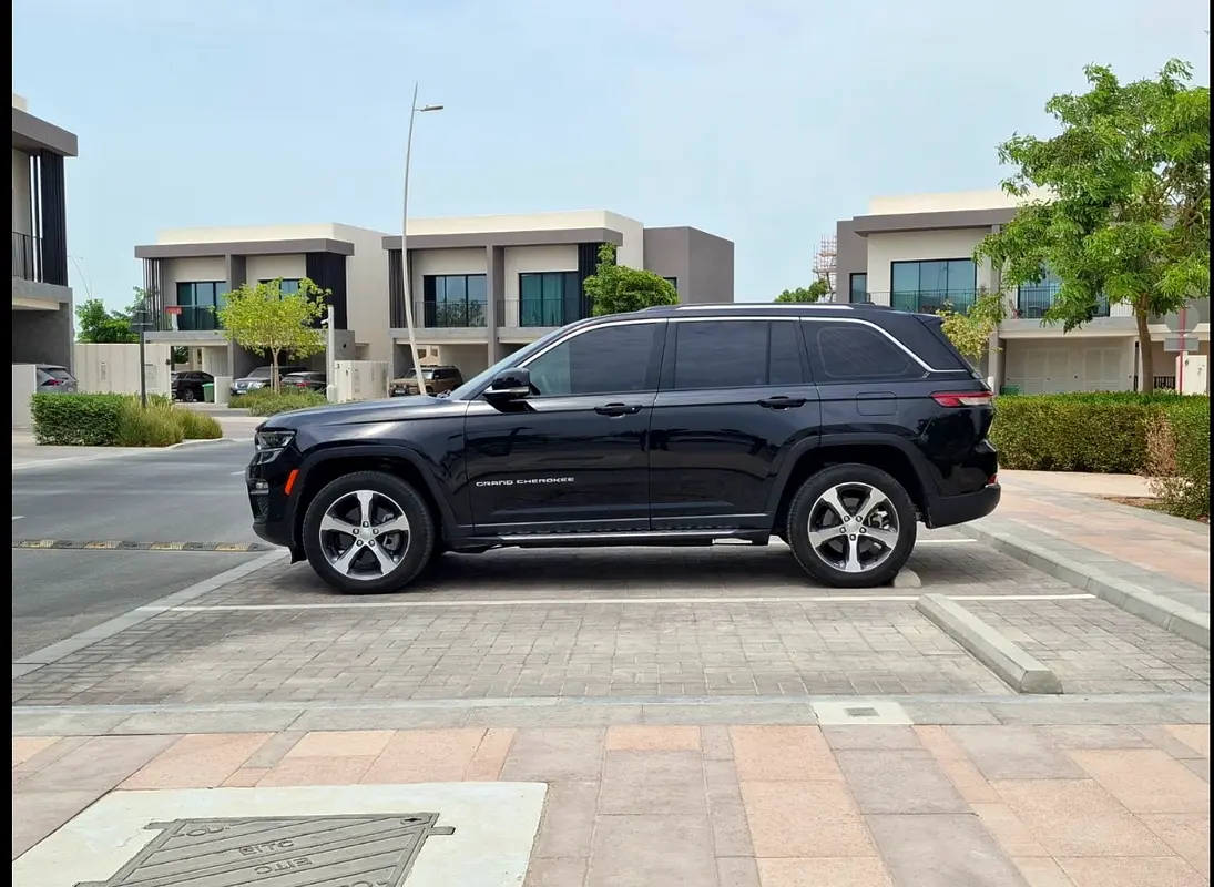 21000 2024 Grand Cherokee