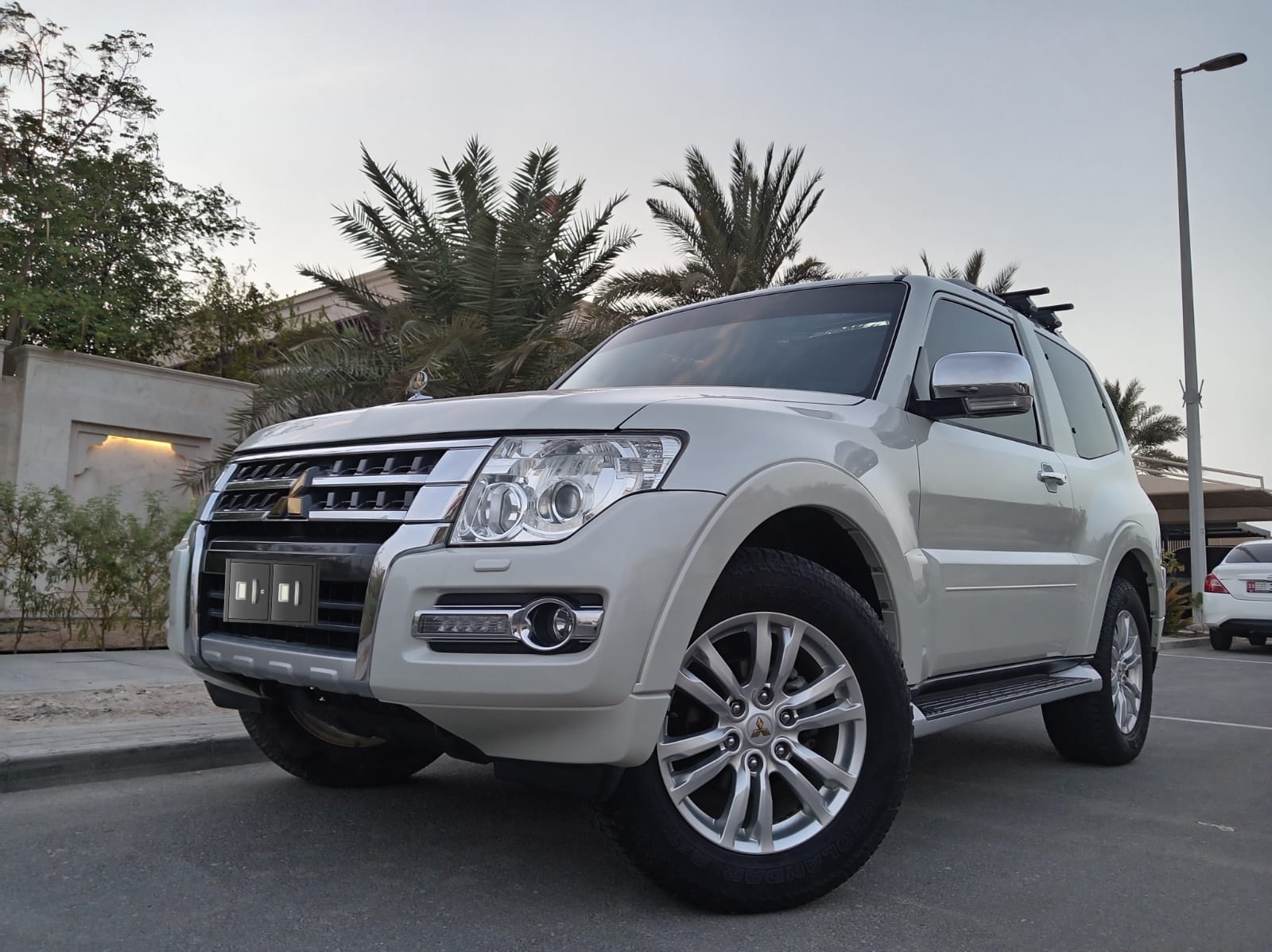 باجيرو 3800 CC 2018 باجيرو 3800 CC طلاء المصنع كامل الخيارات