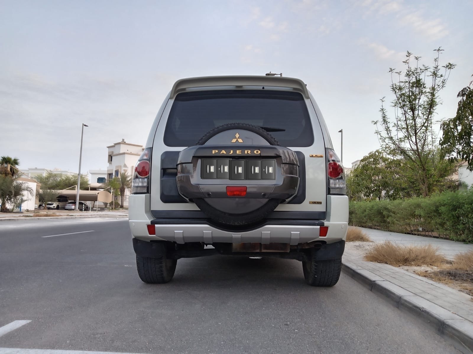 باجيرو 3800 CC 2018 باجيرو 3800 CC طلاء المصنع كامل الخيارات