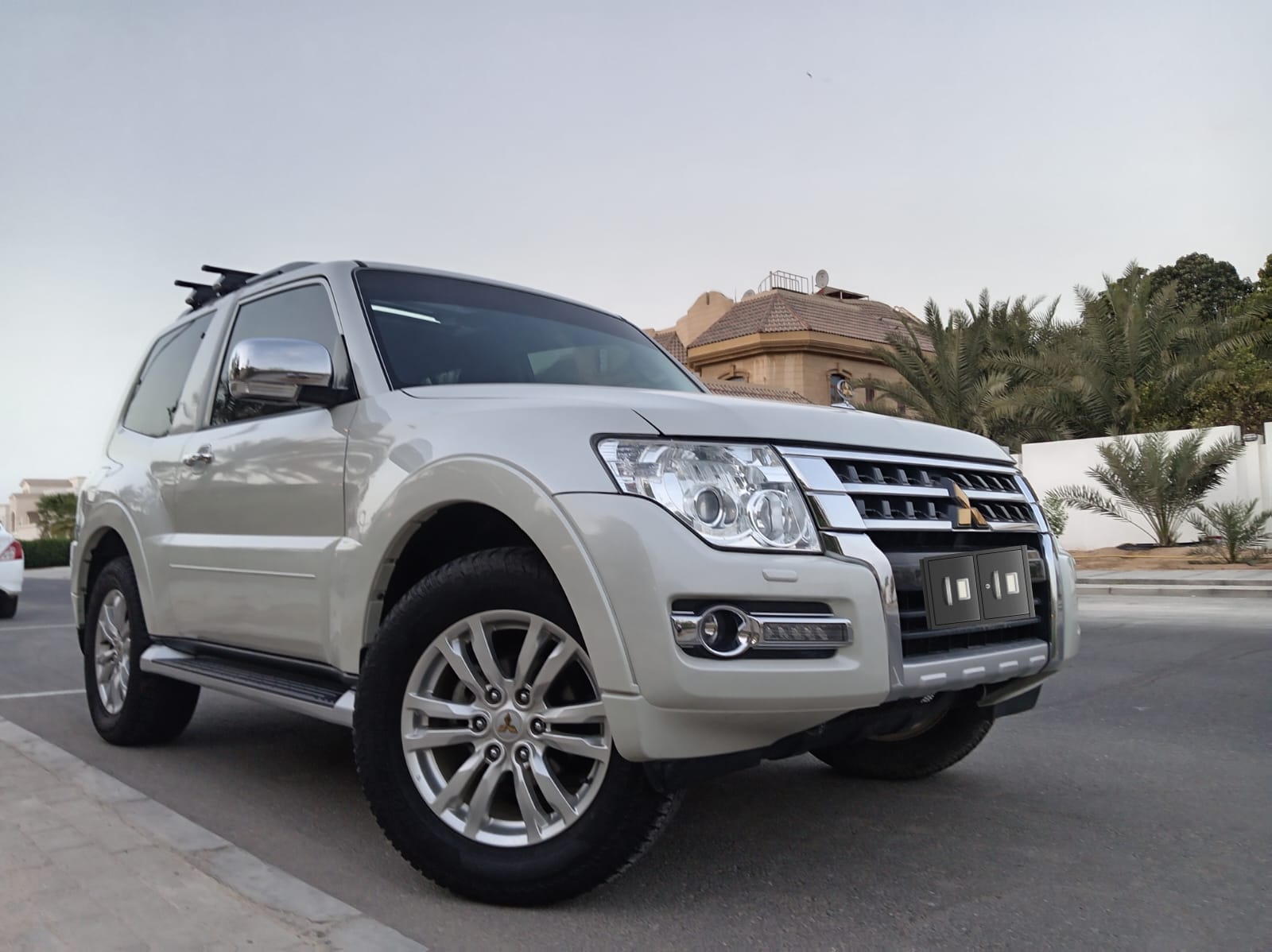 باجيرو 3800 CC 2018 باجيرو 3800 CC طلاء المصنع كامل الخيارات