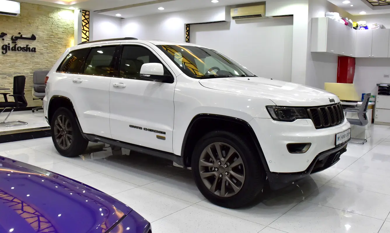 Well maintained 2016 Jeep Grand Cherokee