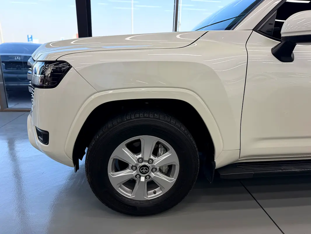 Well maintained 2025 Toyota Land Cruiser