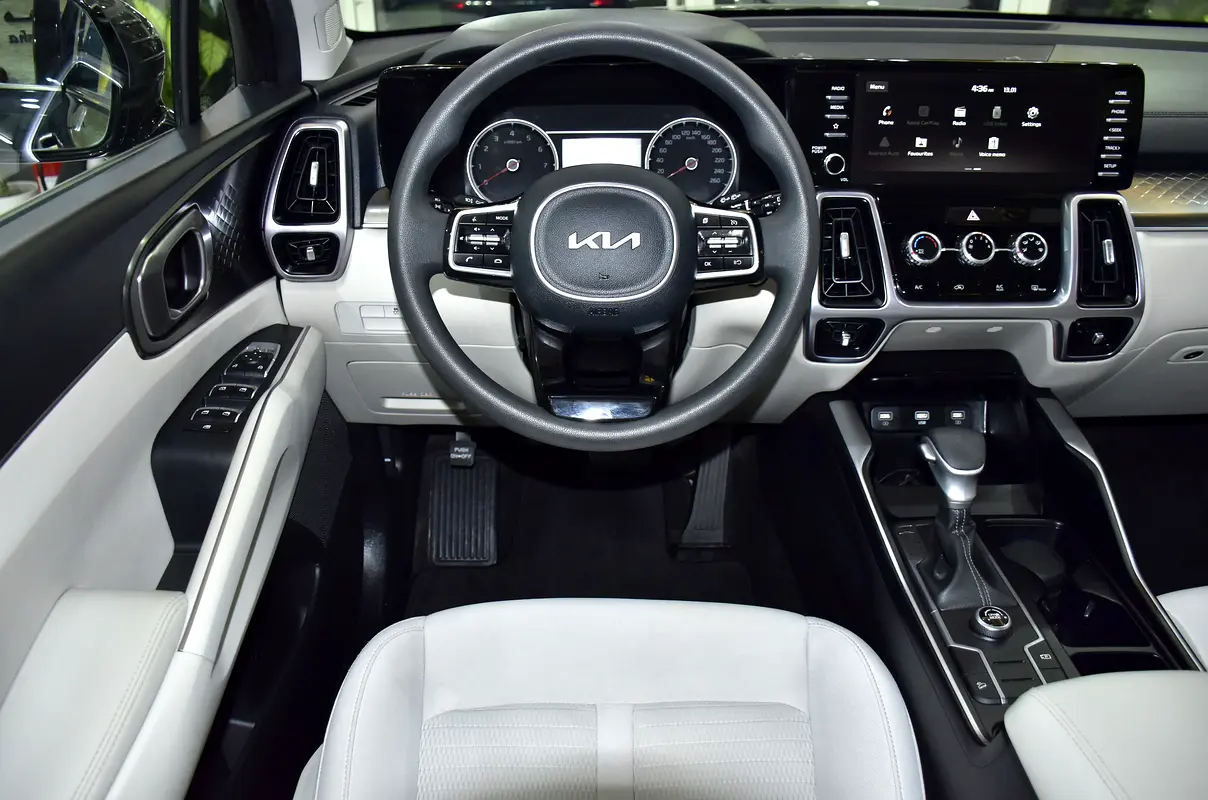 74000 2023 Sorento