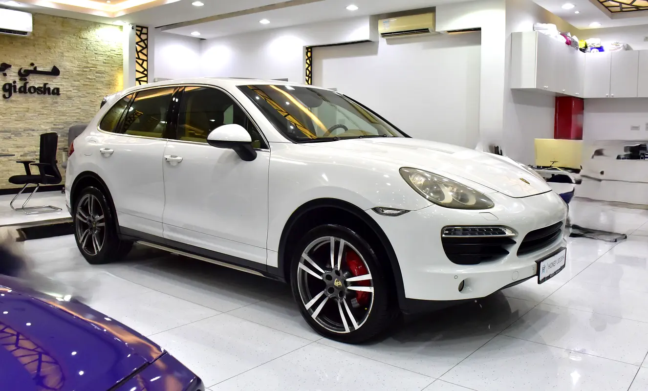 2014 Cayenne 169000