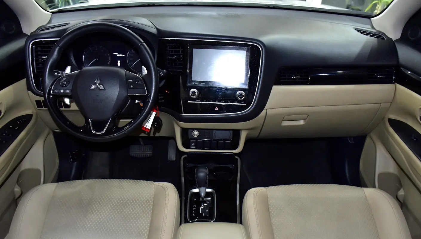 127000 2021 Outlander