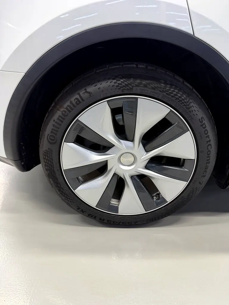 2023 Model Y GCC