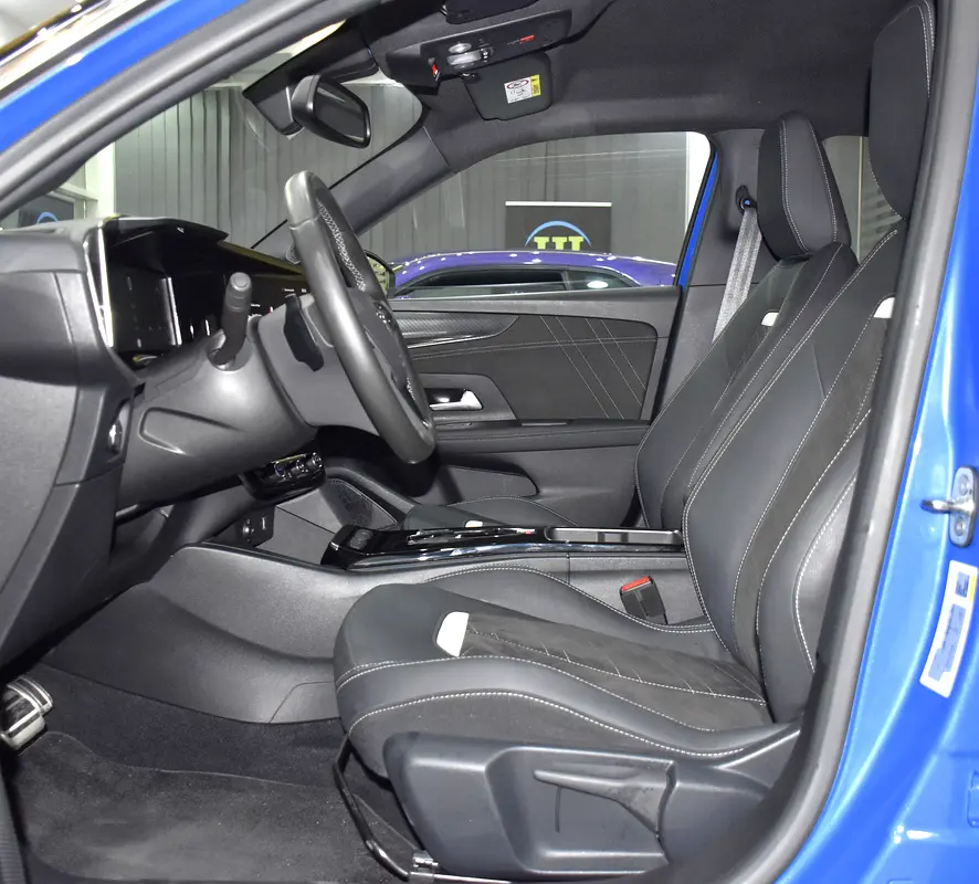 2023 Mokka 12000