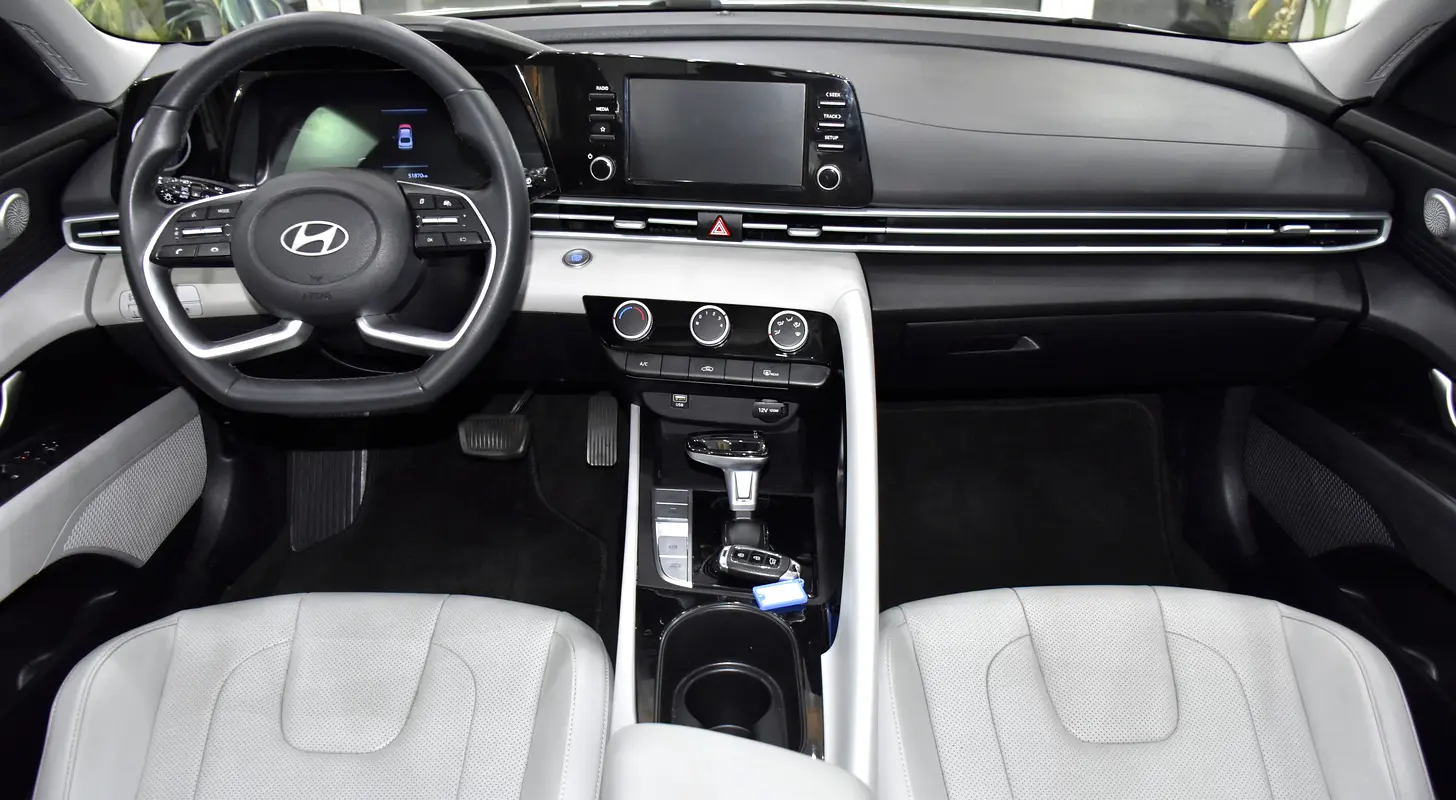 Well maintained 2024 Hyundai Elantra