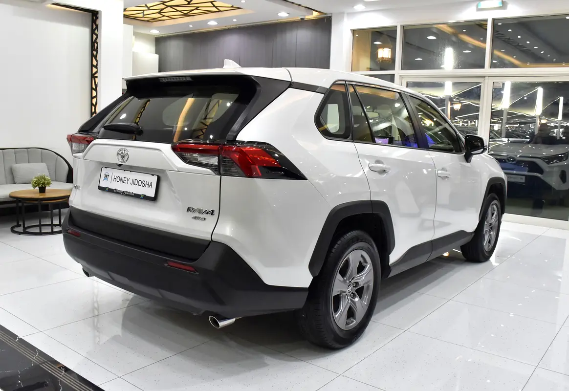 For sale in Al Qusais 1, Al Qusais Residential Area, Al Qusais, Dubai 2024 Rav 4
