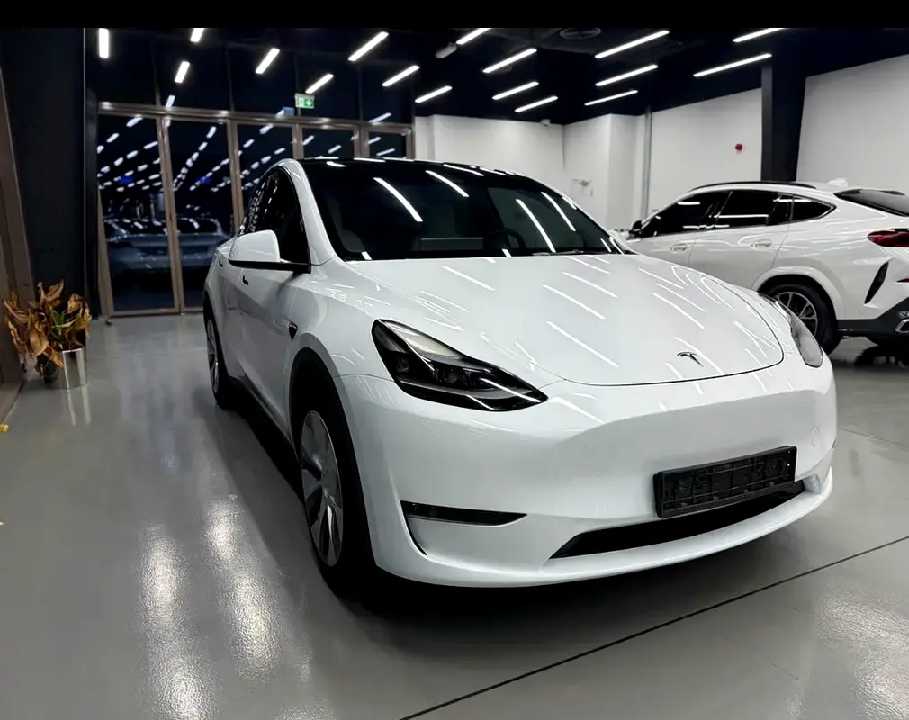 GCC 2023 Tesla Model Y
