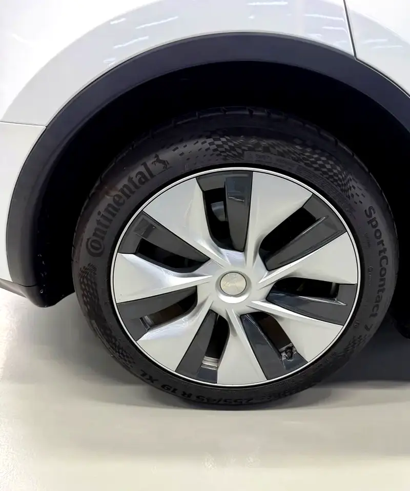 GCC 2023 Tesla Model Y