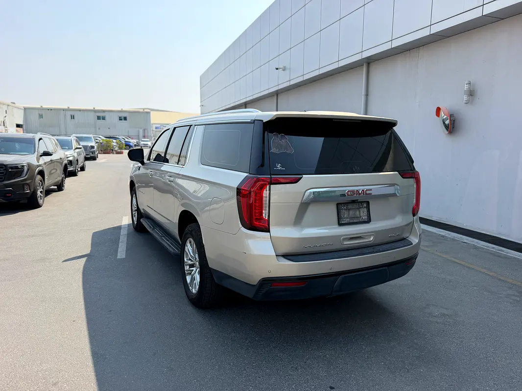 2022 Yukon 135000