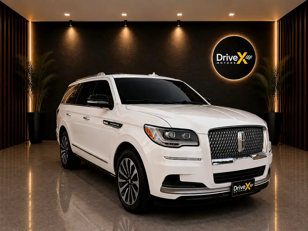 GCC 2023 Lincoln Navigator