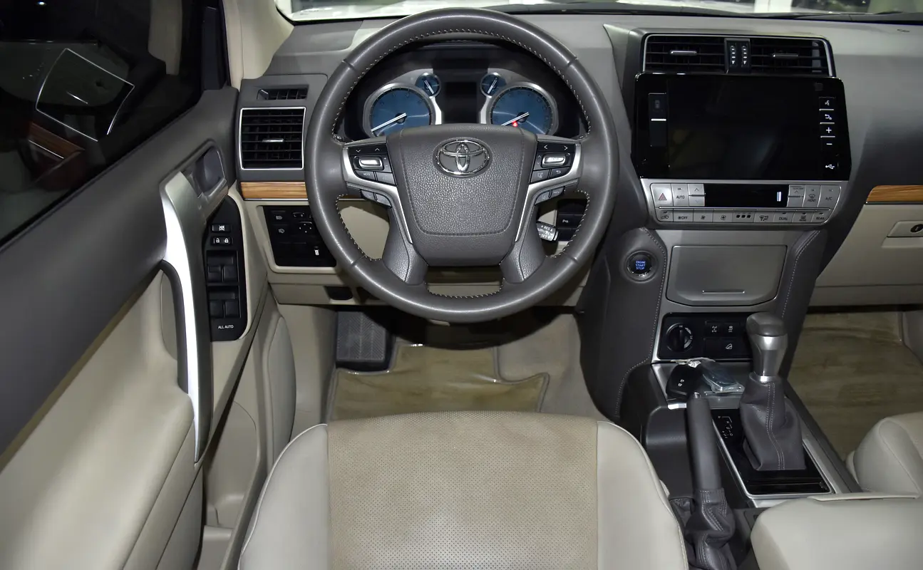 2023 Toyota Prado GCC