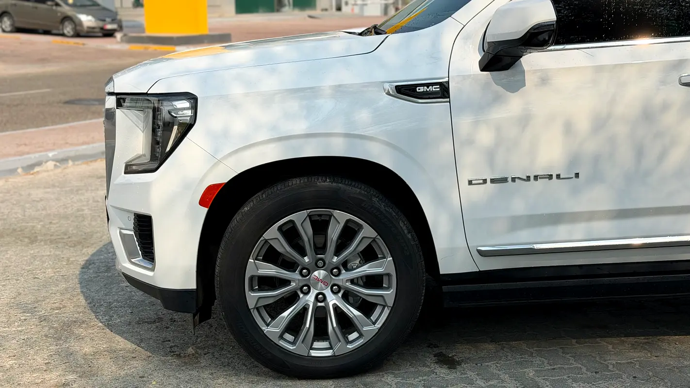 GCC 2022 GMC Yukon