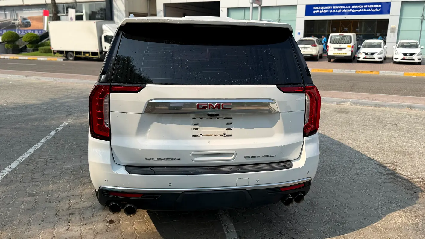 GCC 2022 GMC Yukon