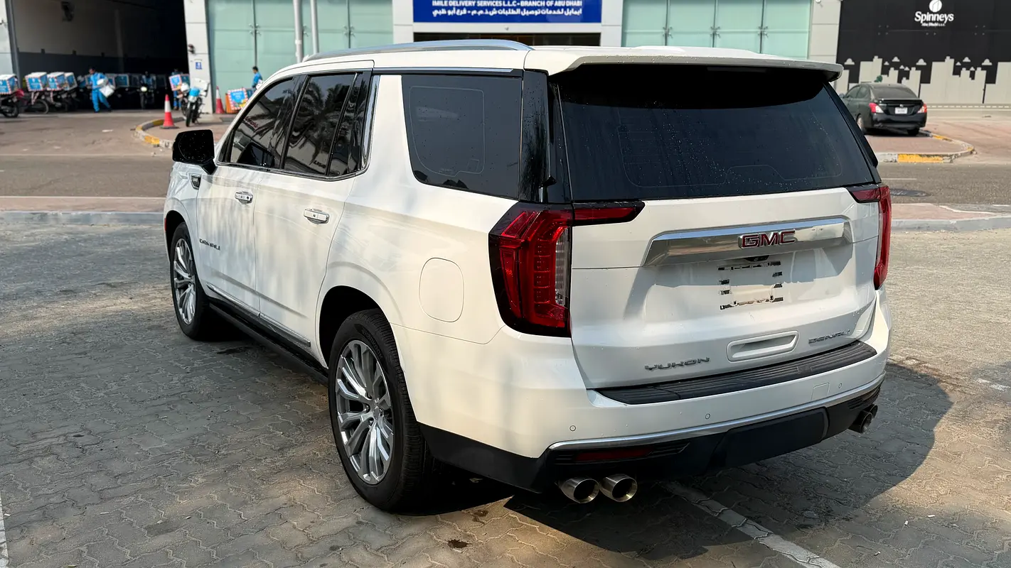GCC 2022 GMC Yukon