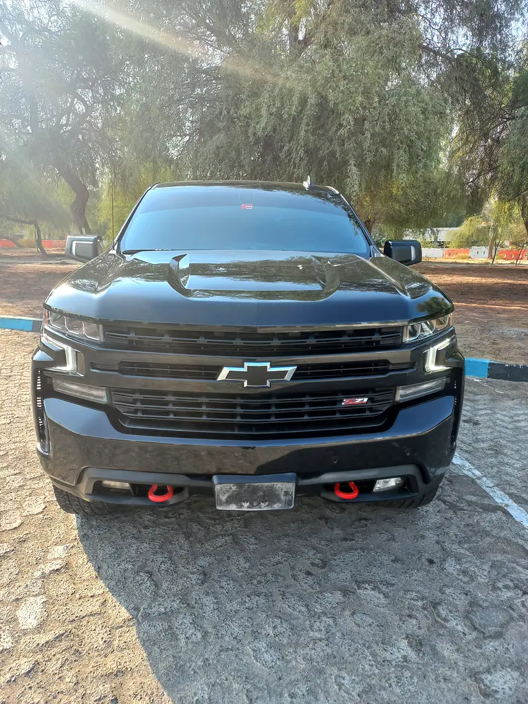 For sale in Abu Dhabi 2022 Silverado