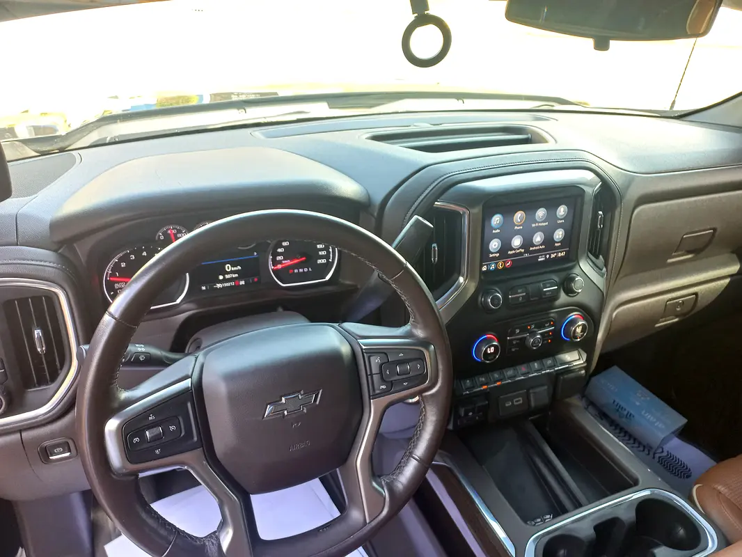 For sale in Abu Dhabi 2022 Silverado