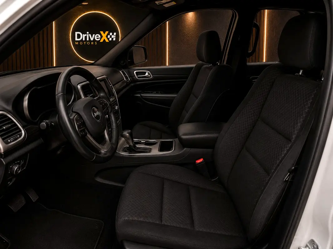 GCC 2021 Jeep Grand Cherokee