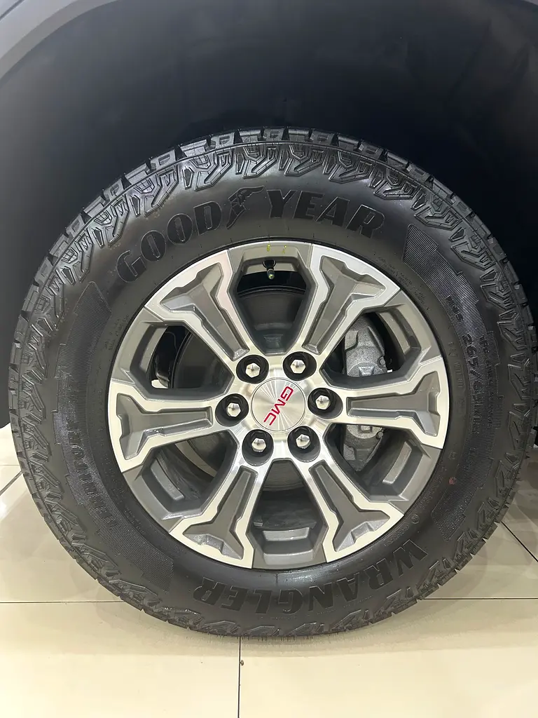 GCC 2026 GMC Sierra