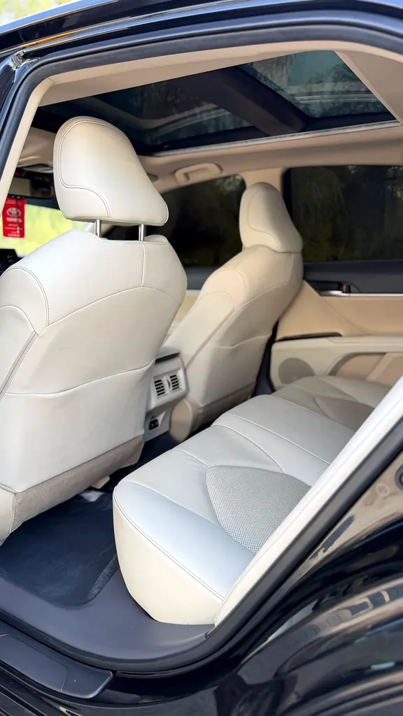 For sale in Abu Dhabi 2022 Camry